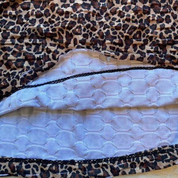 Leopard Print 2-Piece Stretchy Cropped Top & Leggings Lounge Set Size L - Picture 7 of 13